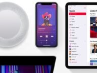 HomePod, iPhone, iPad и MacBook с отворено приложение Apple Music върху бял фон