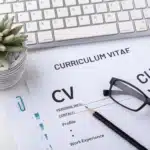 CV преди и сега: как се промени писането на автобиография и как AI помага днес