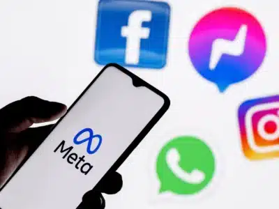 Краят на самостоятелния Messenger: Връща ли Meta централизирания Facebook