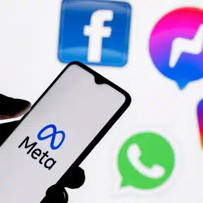 Краят на самостоятелния Messenger: Връща ли Meta централизирания Facebook