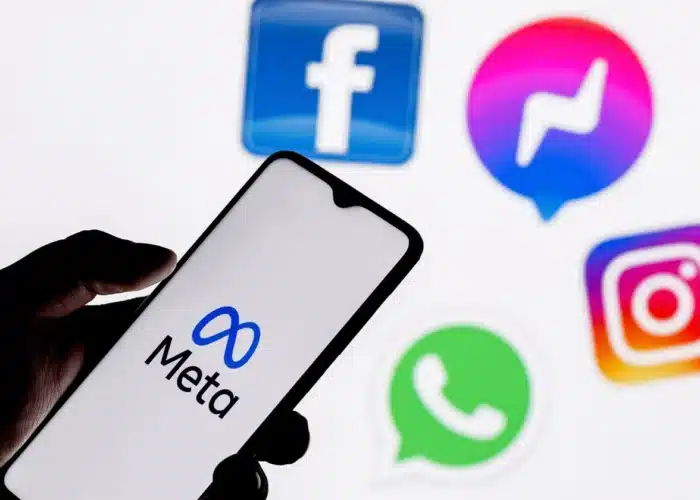Краят на самостоятелния Messenger: Връща ли Meta централизирания Facebook