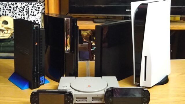 Конзоли PlayStation, сред тях PlayStation 5