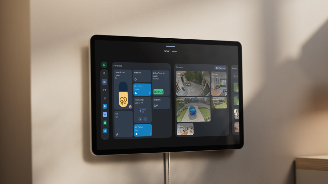 Новият Amazon Echo Show 16 на стена с табло за управление на умния дом през Alexa