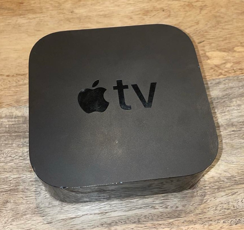 Първото поколение Apple TV 4K, модел A1842 от 2017 г.