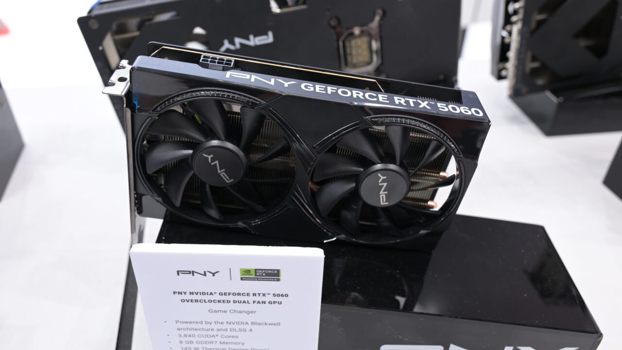 Видеокарта PNY GeForce RTX 5060 с два вентилатора – DLSS 5 и Frame Generation