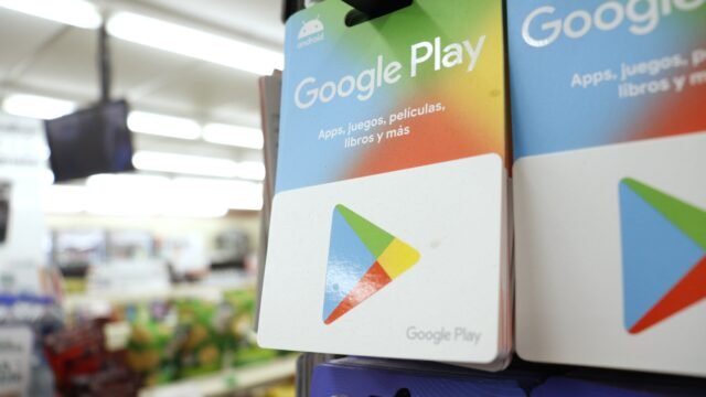 Предплатени карти за Google Play на стойка в магазин – Google и Apple получиха глоба в Южна Корея заради плащанията в приложенията