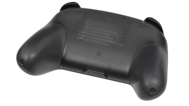 Nintendo Switch Pro Controller – за сравнение с контролера GuliKit TT Pro за Switch 2