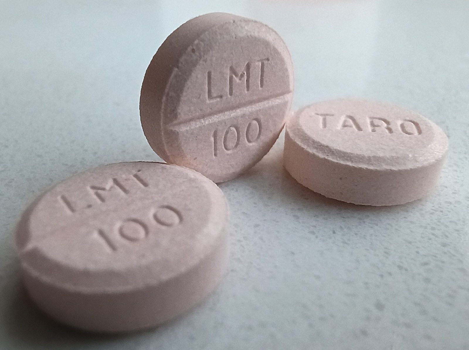 Три таблетки ламотригин по 100 mg – лекарството срещу епилепсия от делото
