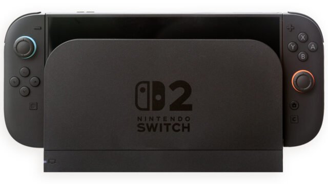 Nintendo Switch 2 в докинг станция – конзолата, която остава с физически игри