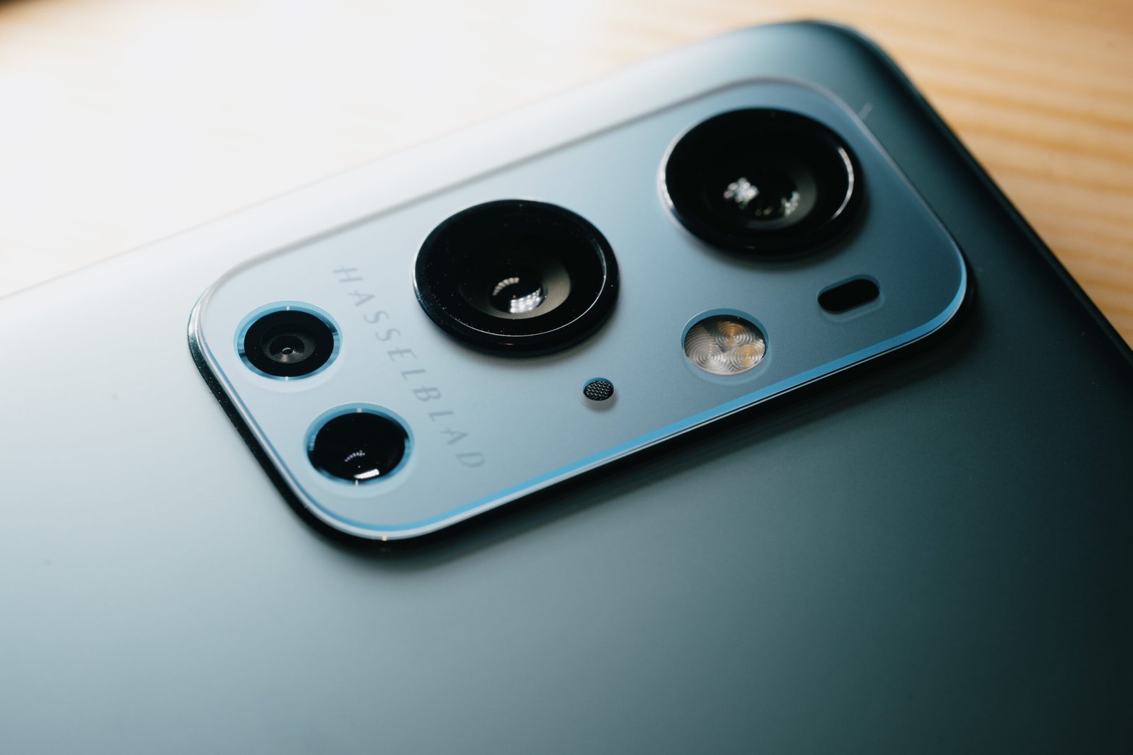 Камерен модул на OnePlus 9 Pro – илюстрация към OnePlus 16