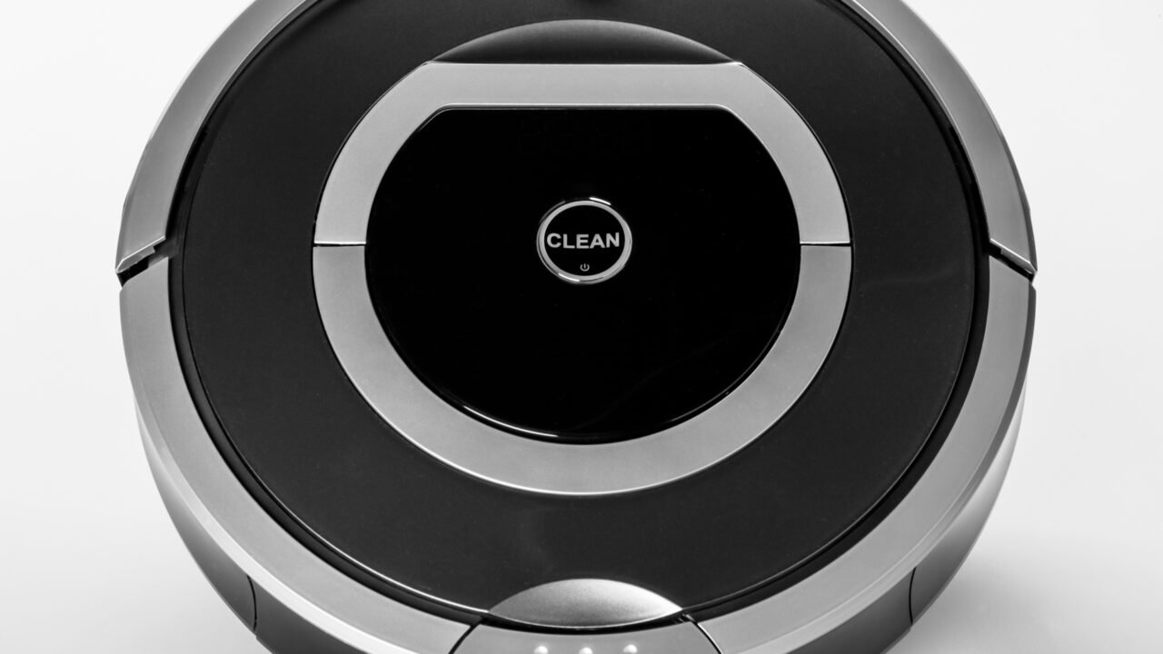 Робот прахосмукачка Roomba отгоре – какви данни за дома събира