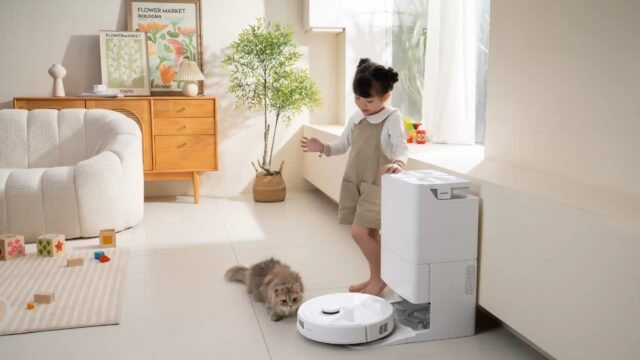Роботи прахосмукачки Roborock Q Revo и Ecovacs Deebot T20 Omni