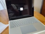 Лаптоп Microsoft Surface Laptop 7 – предишно поколение на линията, към която принадлежи Surface Laptop Ultra