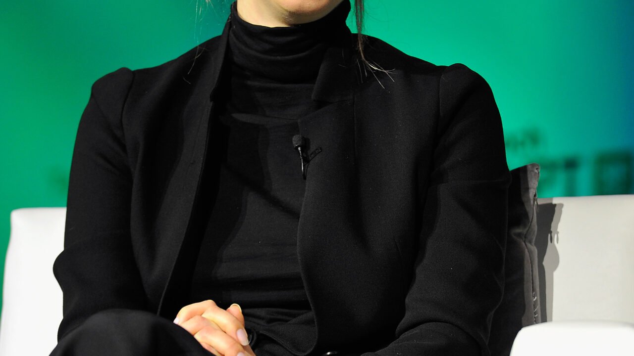 Елизабет Холмс, основателка на Theranos, на сцената на TechCrunch Disrupt през 2014 г. – героиня на документалния филм You Can See Everything