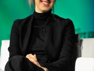 Елизабет Холмс, основателка на Theranos, на сцената на TechCrunch Disrupt през 2014 г. – героиня на документалния филм You Can See Everything